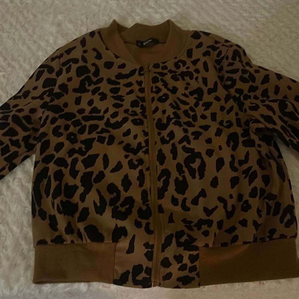 zip up jacket